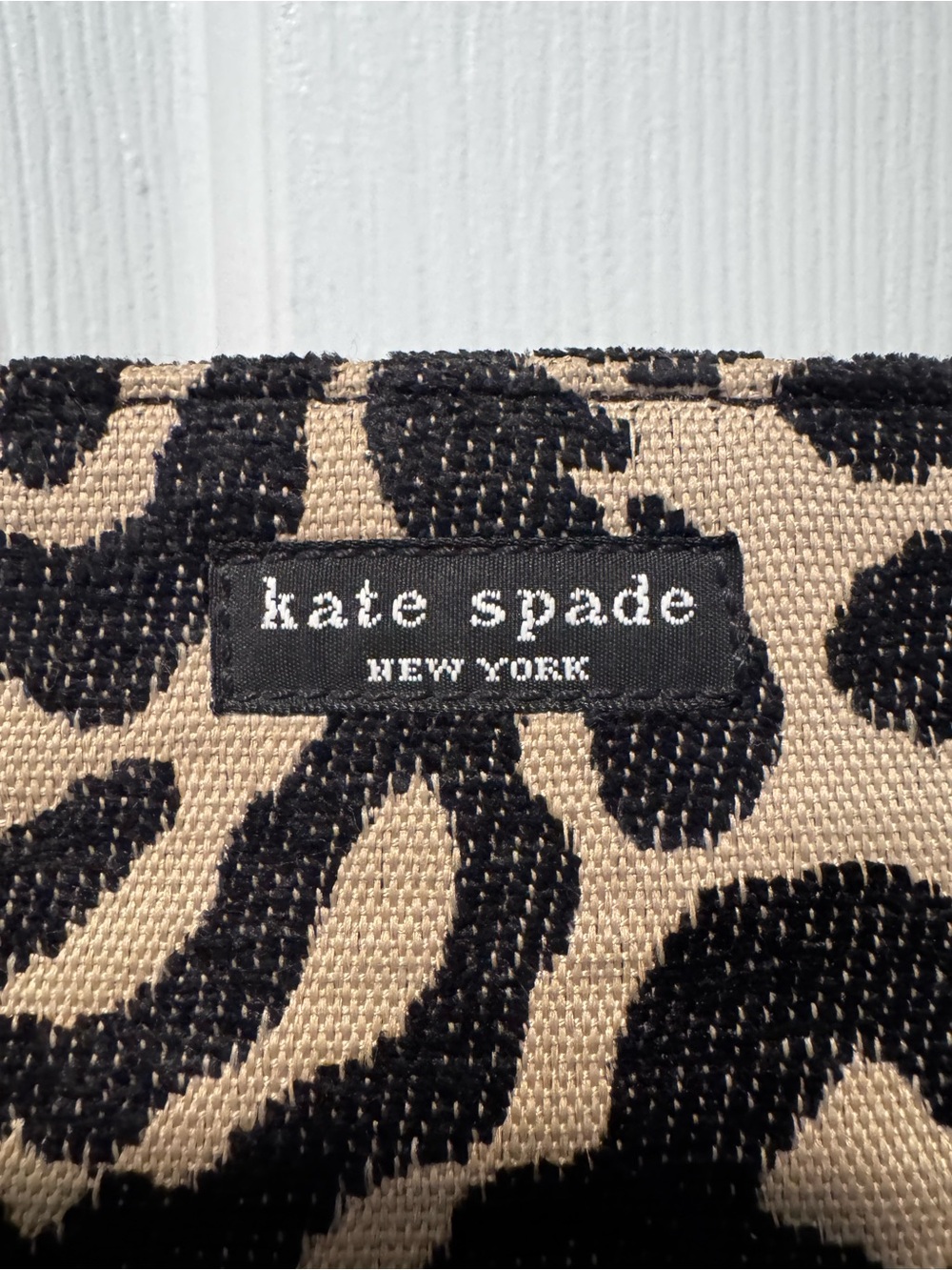 Vintage kate spade Leopard Jacard Shoulder Bag Made in Italy - Picture 3 of 12